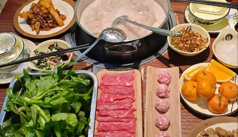 土家风味豆米火锅·干锅剔骨鸡（黔灵山公园店）
