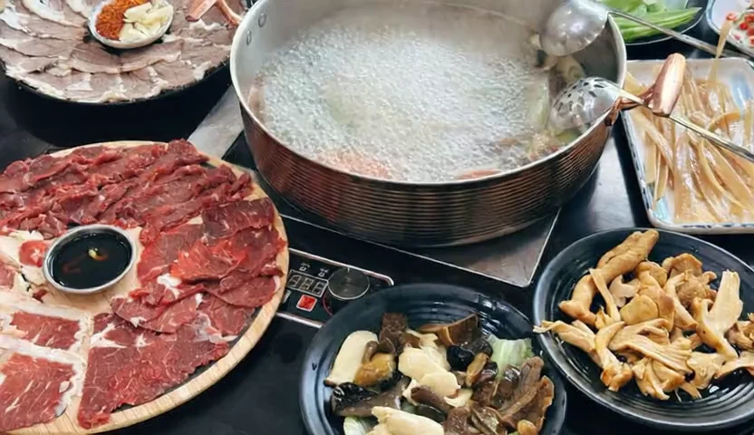 松潘古城第一牛·清真